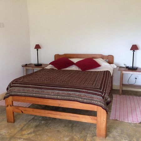 Summit View Bed & Breakfast แคนดี้ ภายนอก รูปภาพ