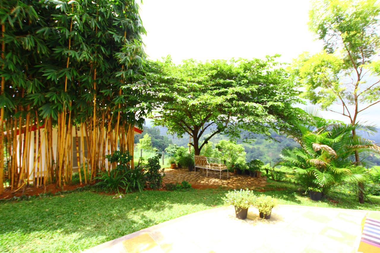 Summit View Bed & Breakfast แคนดี้ ภายนอก รูปภาพ