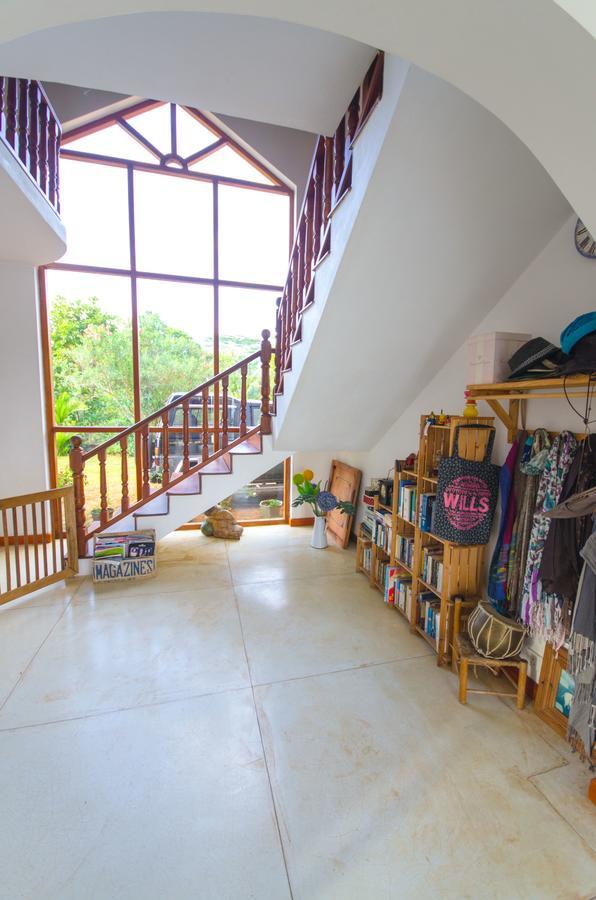 Summit View Bed & Breakfast แคนดี้ ภายนอก รูปภาพ