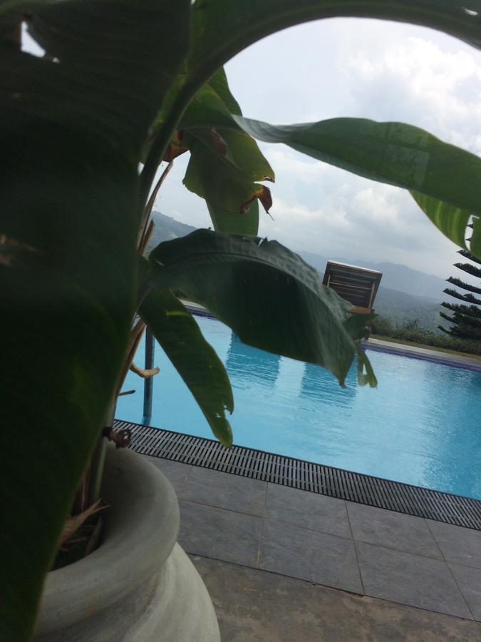 Summit View Bed & Breakfast แคนดี้ ภายนอก รูปภาพ