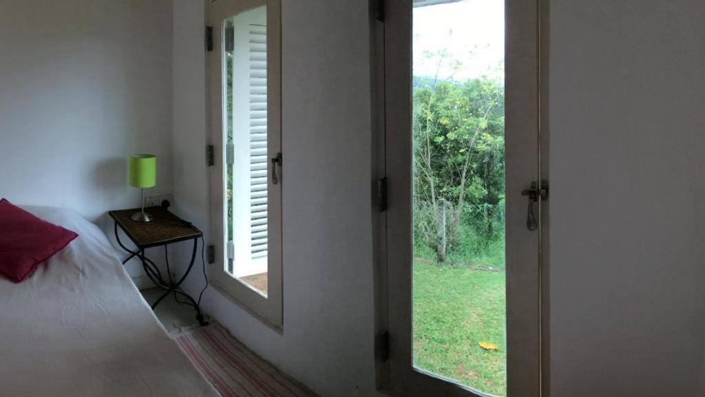 Summit View Bed & Breakfast แคนดี้ ภายนอก รูปภาพ